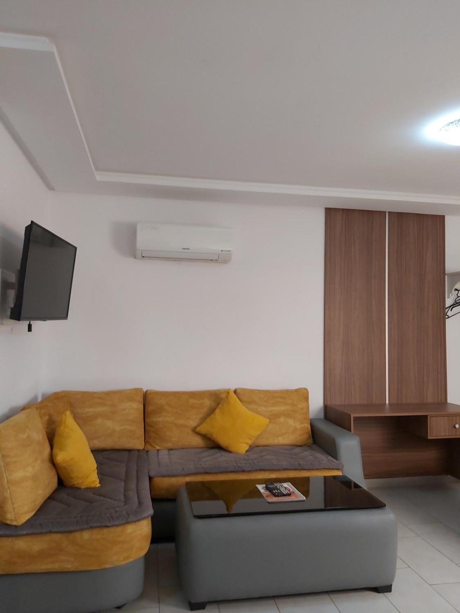 Appart Hotel Monaco Tanca Dış mekan fotoğraf