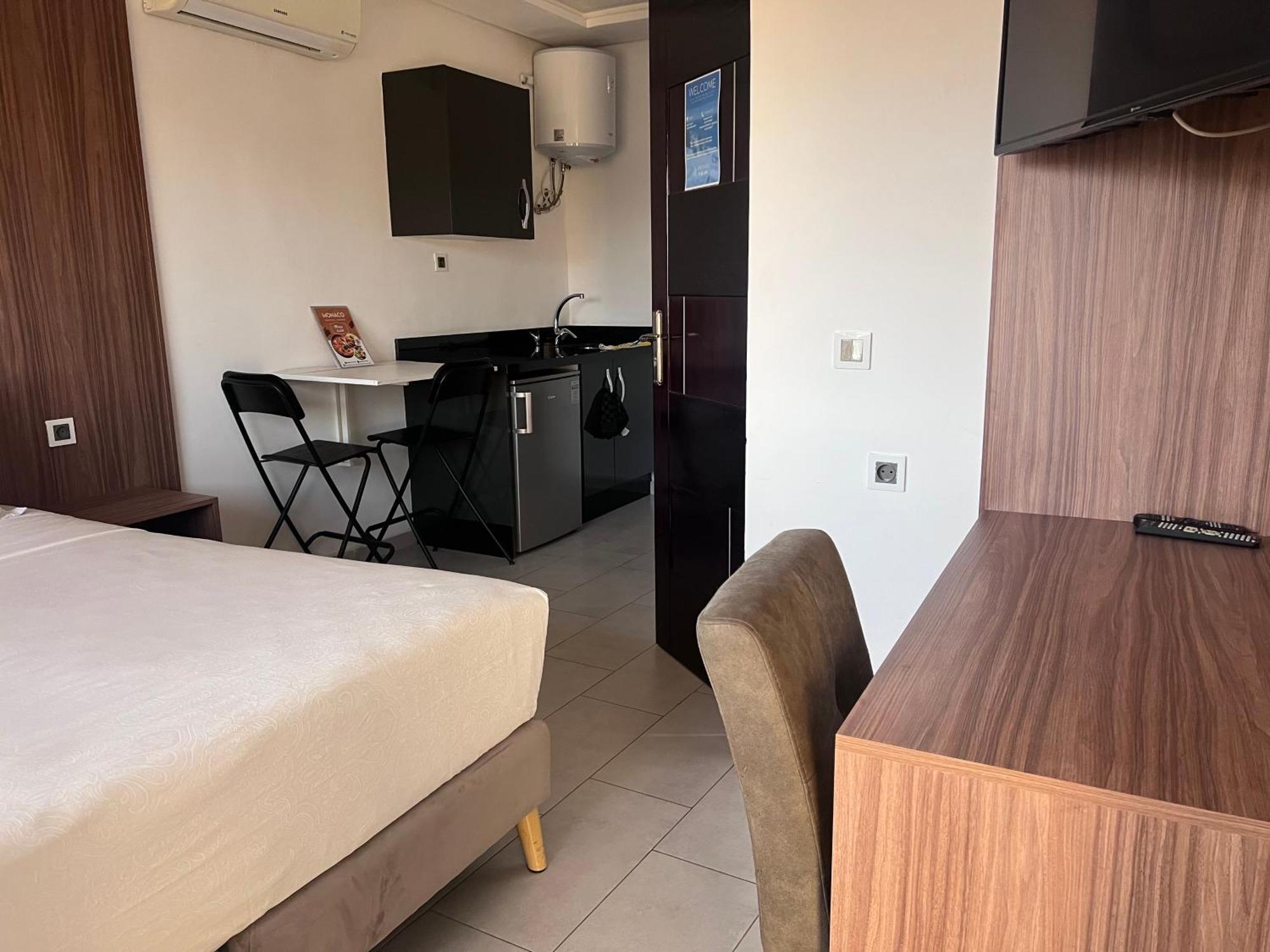 Appart Hotel Monaco Tanca Dış mekan fotoğraf
